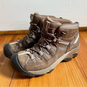 Keen Targhee II Mid Waterproof Women's Hiking Boots size 9.5
